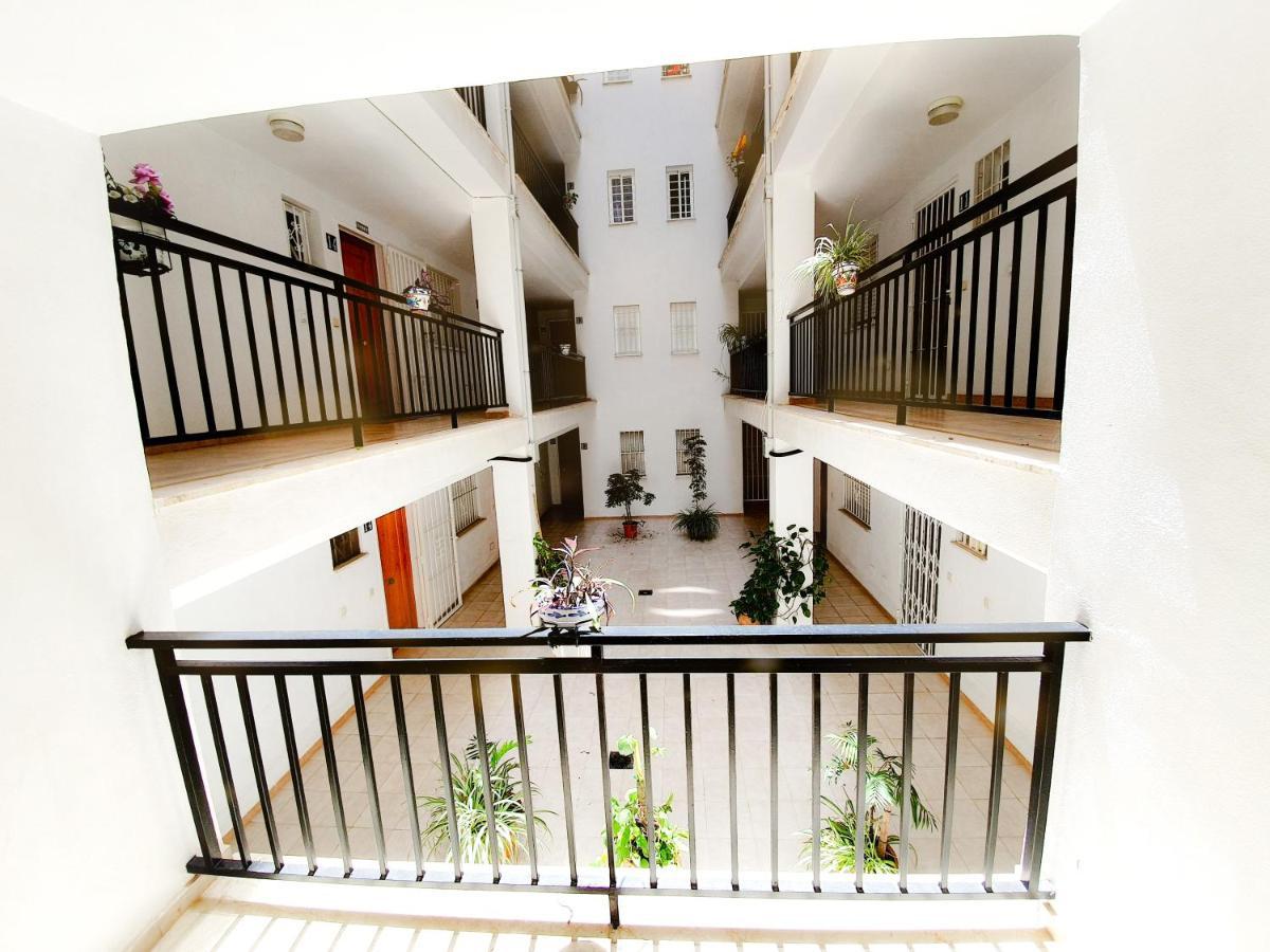 Best House Paola Торрев'єха Екстер'єр фото